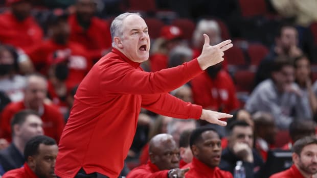RutgersStevePikiellSideline